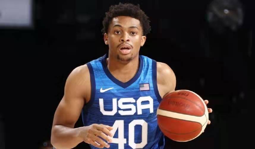 6686体育官网- 凯尔登约翰逊替补建功，马刺爆冷击败雄鹿  